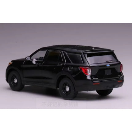 596 1/64 Scale E350 Explorer Suburban Tahoe Model Die-cast Alloy Car Model Collectible Decorative Ornament
