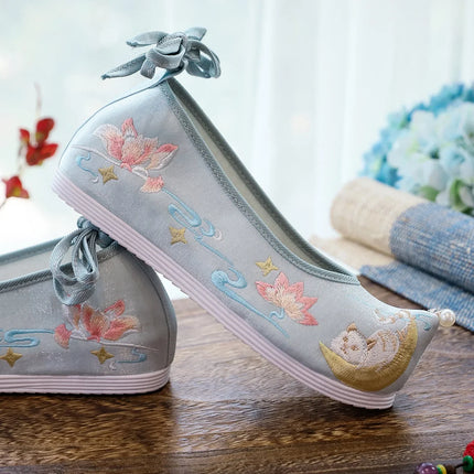 Chasing Moon Hot Sale Of The Season New Style Ming Dynasty Hanfu Shoes National Style Upturned Head Cotton Shoes Ancient Wedding