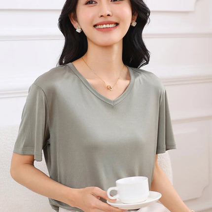 2026 Summer New Women's T-shirt V-neck Knitted Women's Short Sleeve High end Acetate Fiber White Fashion Women's Top