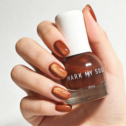 S165 CChestnut 10ml No-Bake Cat Eye Nail Polish. Crystal Berry color series base with berry red fragments. Quick-drying