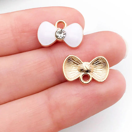 10/16-piece Drop Oil Little Chic Lady Set, suitable for DIY handmade necklace, bracelet, and earring accessory materials.
