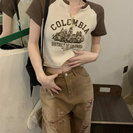 2023 New Summer Women's T-shirt American Style Vintage Design Sensibility Cropped Student Top Trendy V-neck Short Sleeves