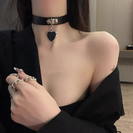 Gothic Harness Women Collar Chain Choker Sexy PU Leather Chain Pendant Collar Choker Necklace Cosplay Accessories For Couples