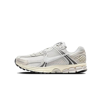 Nike Zoom Vomero 5 Round Toe Comfort  Durability Low-Top Casual Training & Urban Commuting Running Shoes Men's Silver FJ4151-003