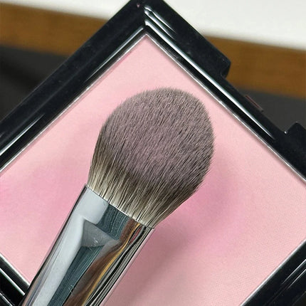 Peach Heart Blusher Brush Powder Blush Cream Liquid Blush Makeup Brushes Flat Small Precise Blush Brush Makeup Tools
