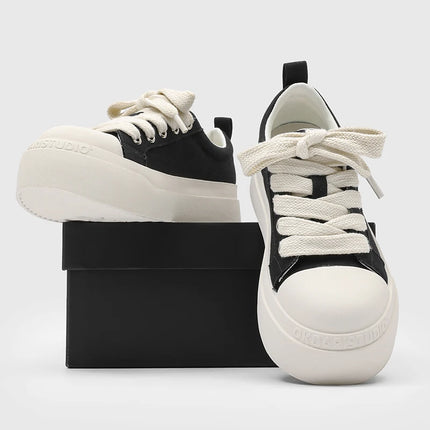 Soft Sole Lace-up Canvas Shoes Outdoor Man Sneakers Hot Sale Mens Casual Shoes Leisure Walk Vulcanize Shoes Skateboard Footwear