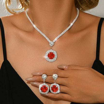 High quality elegant and charming round necklace and earrings with noble temperament, versatile accessories for wedding dresses