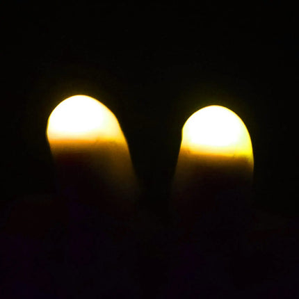 Magic Thumb Lightup Trick Set Finger Lamp 1 Pair Fake Finger Prank Toy Tool Easy Illusion Anyone Can Do It