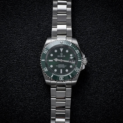 Sapphire Glass Men`s Watch Japan Quartz Movement Ceramics Bezel Stainless Steel Case 50M Waterproof Men Swimming Clock