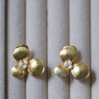 Q08 earring