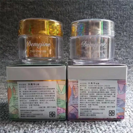 Dual Day & Night Illuminating Cream - Revitalizes Dull Complexion, Intense Moisture & Smoothing, Youthful Glow Renewal Solution