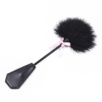 New Erotic Bdsm Feather Tickled Whip Punish Leather Spanking Paddle Play Flogger Lover Riding Crop Pony Sex Toy