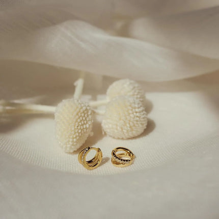 Gold Hoop Earrings for Women, 14K Gold Plated Diamond Huggie Hoop Earrings for Women Wedding Gift For Women Christmas Gift