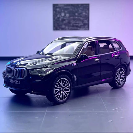 1:32 BMW X5 SUV Alloy Car Diecast Model Sound & Light Pull Back Toy Car Central Control Ornaments Trendy Display Ornament Toy