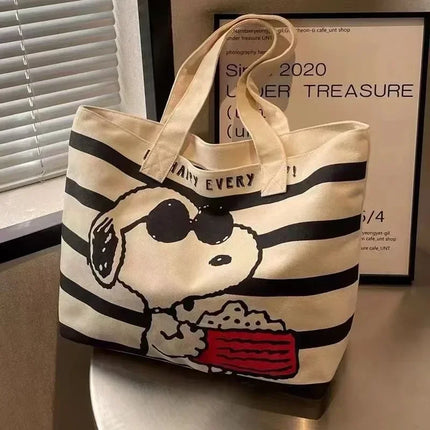 Hot BANDAI Snoopy Cute Cartoon Large Capacity Canvas Bag for Female Students To Hold Books Tote Mommy Bag