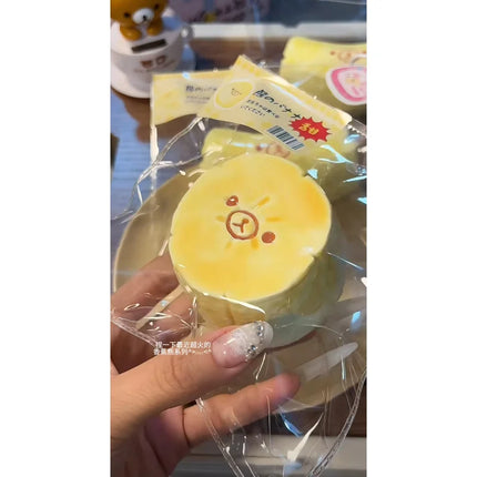 2026 New Soft toy with YOGURT PUREE like texture - Banana slice bear shaped to relieve stress - Food grade silicone