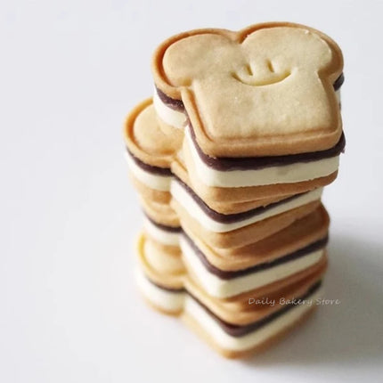 Cartoon Smiling Face Toast Biscuit Mould Bear Cat Fish Cookie Cutting Mold Fondant Cake Stamp Cookie Cutter Pastry Baking Tool