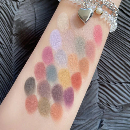 Shimmer Eyeshadow Palette 40 Colors Eye Shadows Matte Glitter Pigment Eye Shadows Wterproof Korean Eye Makeup Palette Cosmetics