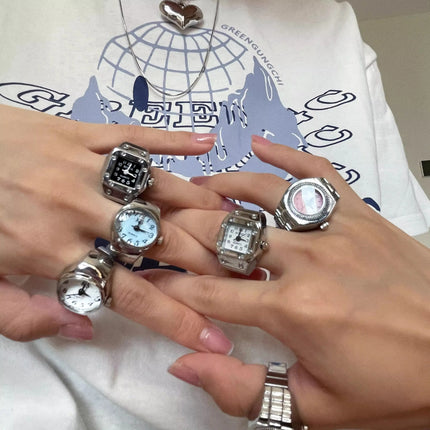 Vintage Punk Finger Watch Mini Elastic Strap Alloy Watches Couple Rings Jewelry Clock Retro Roman Quartz Watch Rings Women Men