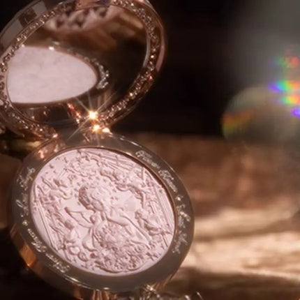 Flower Knows Little Angel Embossed Highlighter Natural brightening water light three-dimensional contour powder