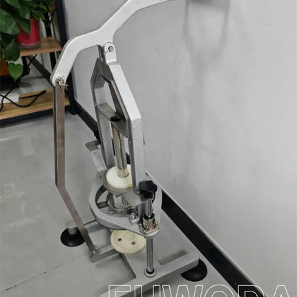Manual Pineapple Peeling Peeler and Corer Machine Pineapple Processing for Fruit Store Use