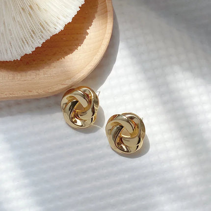 Geometry Twists UV Golden Stud Earrings for Women Simple Versatile Personality Exaggerated Smooth Creative Jewelry Girl Gift