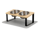 Gamelles et tapis pour chat