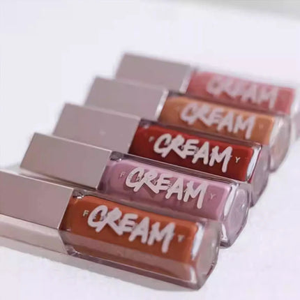 Fenty Beauty Lip Balm Modify The Lip Shape Lipstick Add Complexion Nutritious Lip Gloss It Remains Moist and Does Not Dry Out