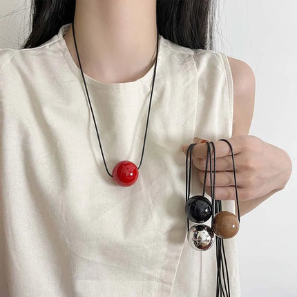 2025 New Arrival Metal Ball Pendant Necklace for Women Fashion Design Long Adjustable Sweater Chain Jewelry Accessories
