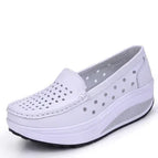 WHITE / 37