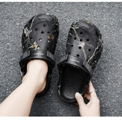 Flat Sandals Men Shoes 2024 Slippers Men Garden Platform Sandals Man Summer Sandals Male Sneakers Outdoor Flip Flops Home Clogs