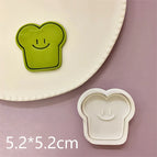 5.2x5.2cm-toast