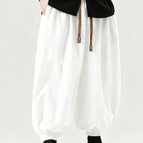 White / L