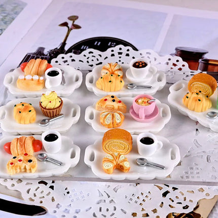 ●2sets Dollhouse Mini Kitchen Cake Bread Simulation Breakfast Set Miniature Food Play Scene Props