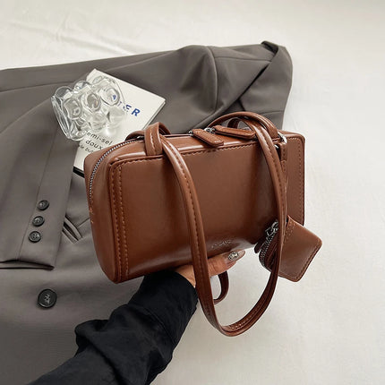 Retro Oil Wax Leather Small Bag Women's Fashion Commuter Square Bag Autumn Winter High-End Sensation Single Shoulder Armpit Bag