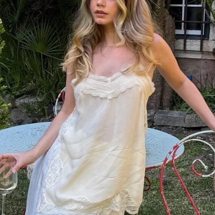 Women Lace Patchwork Sling Top Sexy V-neck Sleeveless Side Split Solid Color Vest 2025 New Summer Lady Party Vacation Tops