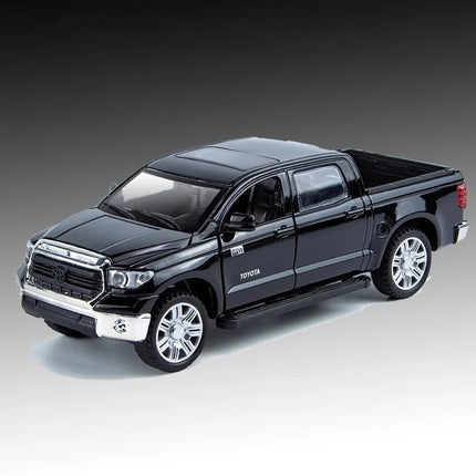 1:32 Toyota Tundra Pickup Truck Off Road Alloy Diecast Model Hight Simulation Sond & Light Toy Gift For Friends Desktop Ornament