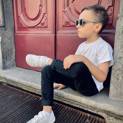HOBIBEAR Kids Barefoot Shoes Little/Big Kids Wide Toe Minimalist Sneakers Lightweight Hook and Loop Artificial Leather Shoes