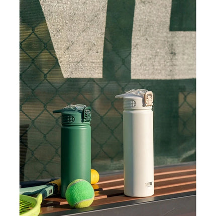TYESO 600/750ML Thermos Bottle With Straw Stainless Steel Car Thermal Cup Sports Water Bottles Keeps Cold and Heat Thermal Mug