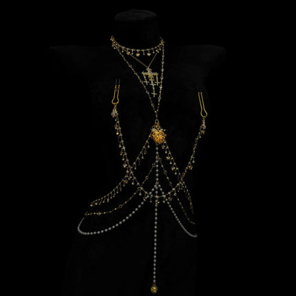 Diamond-Studded Nipple Clips SM Body Chain Glowing Heart Breast Restraint Anal Stimulator with Vaginal Clamps  Training Sex Toys