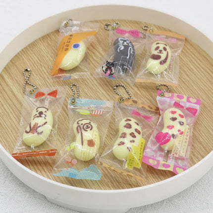 Cross-border new Japanese imitation banana resin key chain, candy snack pendant, Tokyo, gifts, Pendant