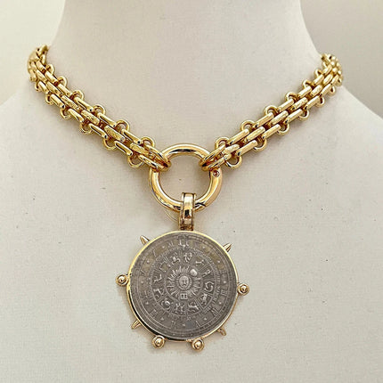 Hyperbole Gothic Cuban Chunky Necklace Women Queen Coin Holy Dollar Pendant Necklace Statement Hip hop Jewelry
