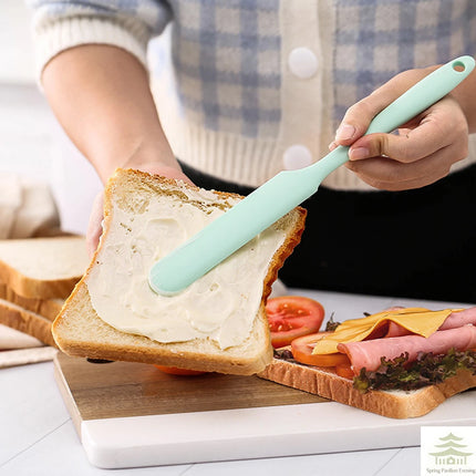 Food Grade Silicone Cream Scraper Household all-in-one Long Cake Spatula Heat-resistant Kitchen Baking Tool