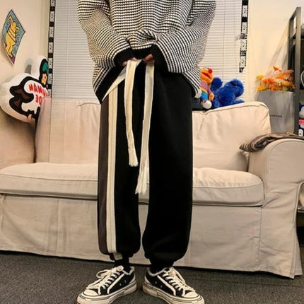 Comfort Fit Men's Brown Sweatpants Spring Hong Kong Retro American Style Joggers Drawstring Tapered Cuffs for Daily Sports