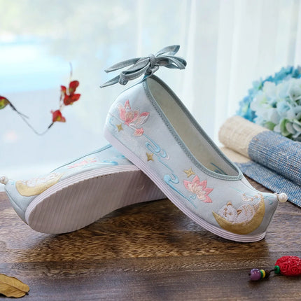 Chasing Moon Hot Sale Of The Season New Style Ming Dynasty Hanfu Shoes National Style Upturned Head Cotton Shoes Ancient Wedding