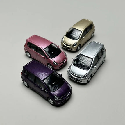Welly 1:64 Diecast / Miniature Welly