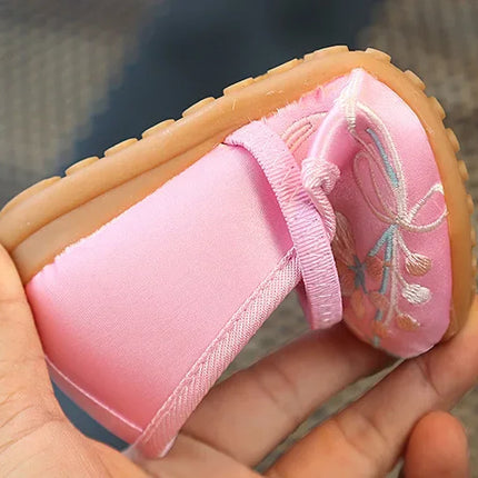 Children Fashion Girls Embroidered Shoes Chinese Ethnic Style Princess Dance Shoes Kids Causal Ancient Hanfu Shoes Handmade Flat
