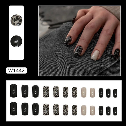 Fresh Flower 24 Pcs Press on Nails Pink Nail polish Glossy Artificial Finger Manicure Reusable False Nails for Women