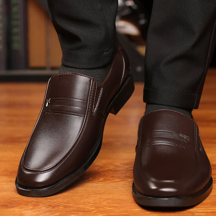Leather Shoes Men's Business Shoes Luxury Brand Loafers Dress Moccasins Breathable Slip on Black Driving Shoes Male Formal Shoes