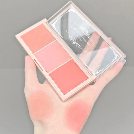 Three color blush tray, milk tea tone, matte and pearl natural gloss, brightening, long-lasting, no fly powder rouge makeup